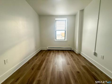 575 Bank Street New London CT 06320