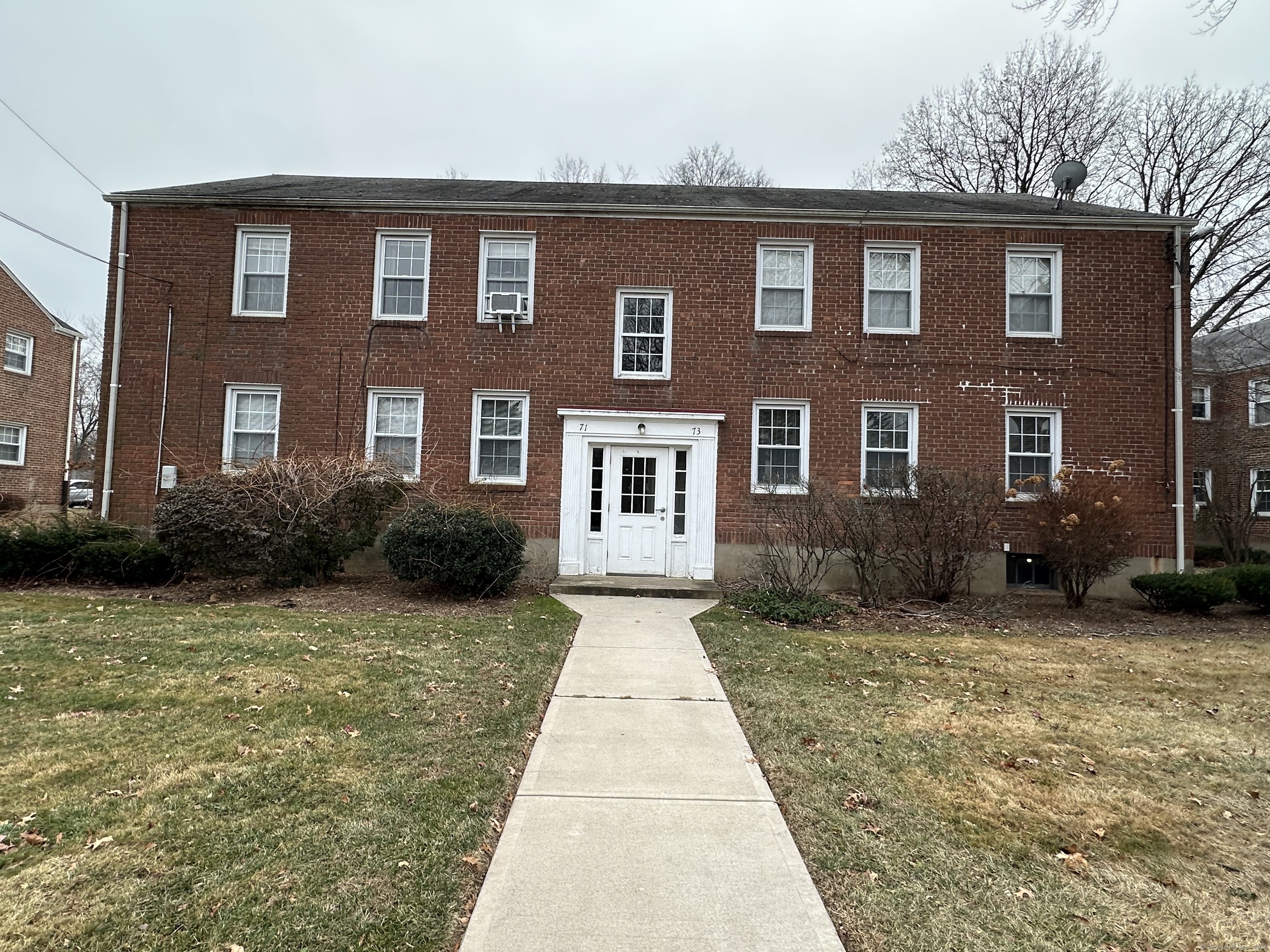 71 Milton Street West Hartford CT 06119
