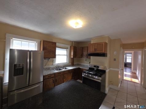 218-2nd Floor Grandview Terrace Hartford CT 06114
