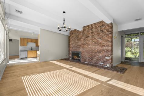 23 Vine Hill Road Farmington CT 06032
