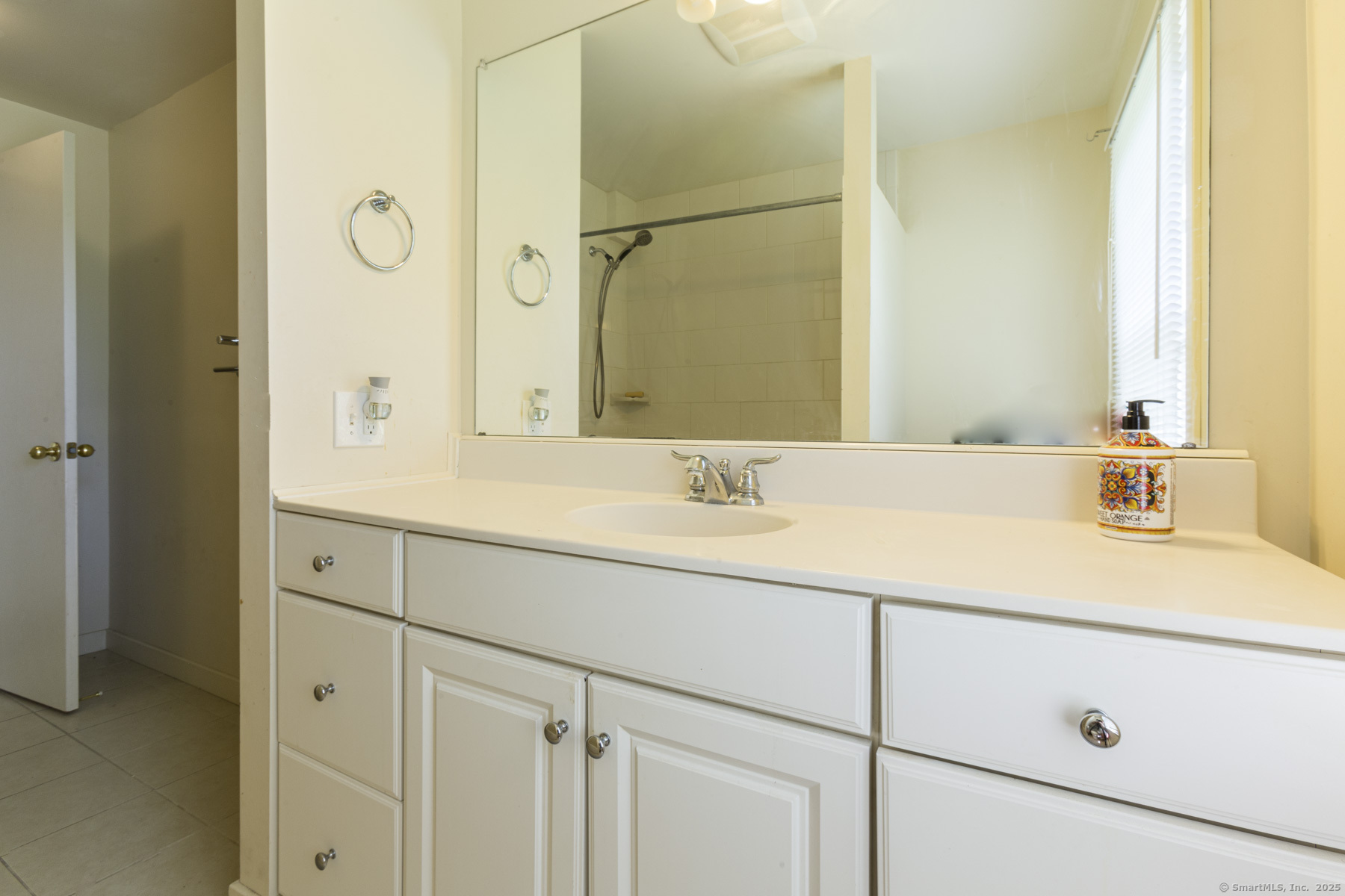 23 Vine Hill Road Farmington CT 06032