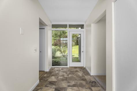 23 Vine Hill Road Farmington CT 06032