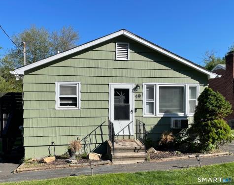 49 Homeside Avenue West Haven CT 06516