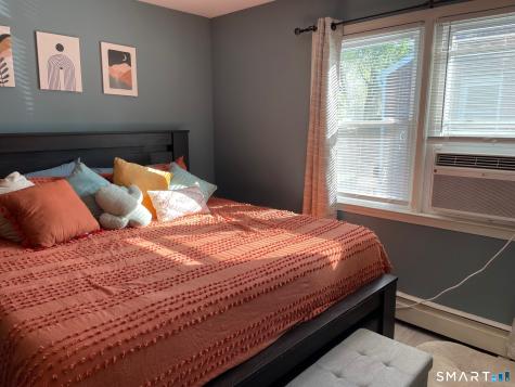 49 Homeside Avenue West Haven CT 06516