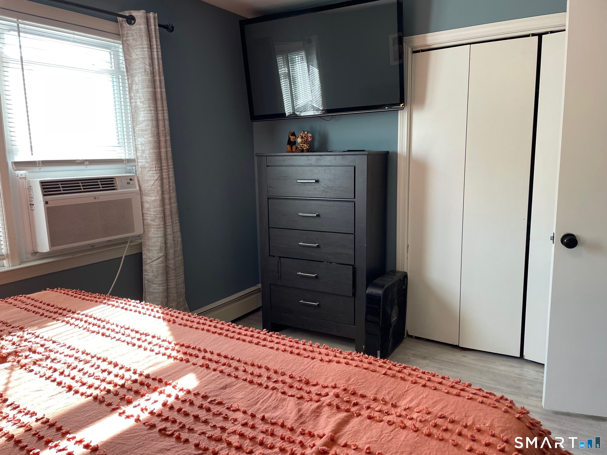 49 Homeside Avenue West Haven CT 06516