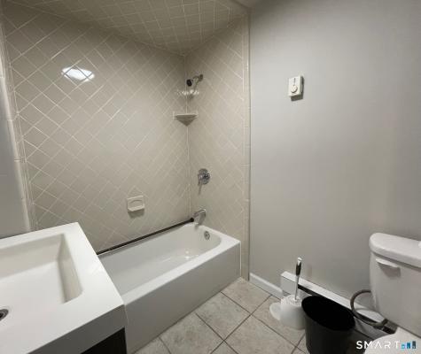 49 Homeside Avenue West Haven CT 06516
