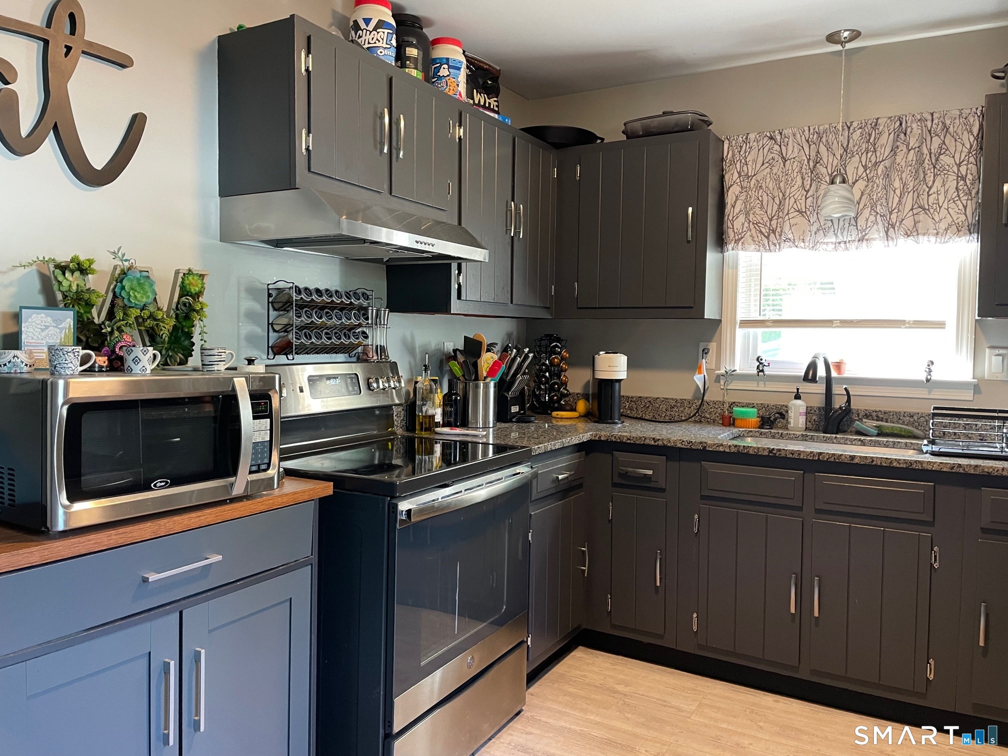 49 Homeside Avenue West Haven CT 06516
