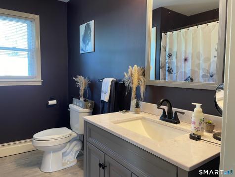 49 Homeside Avenue West Haven CT 06516