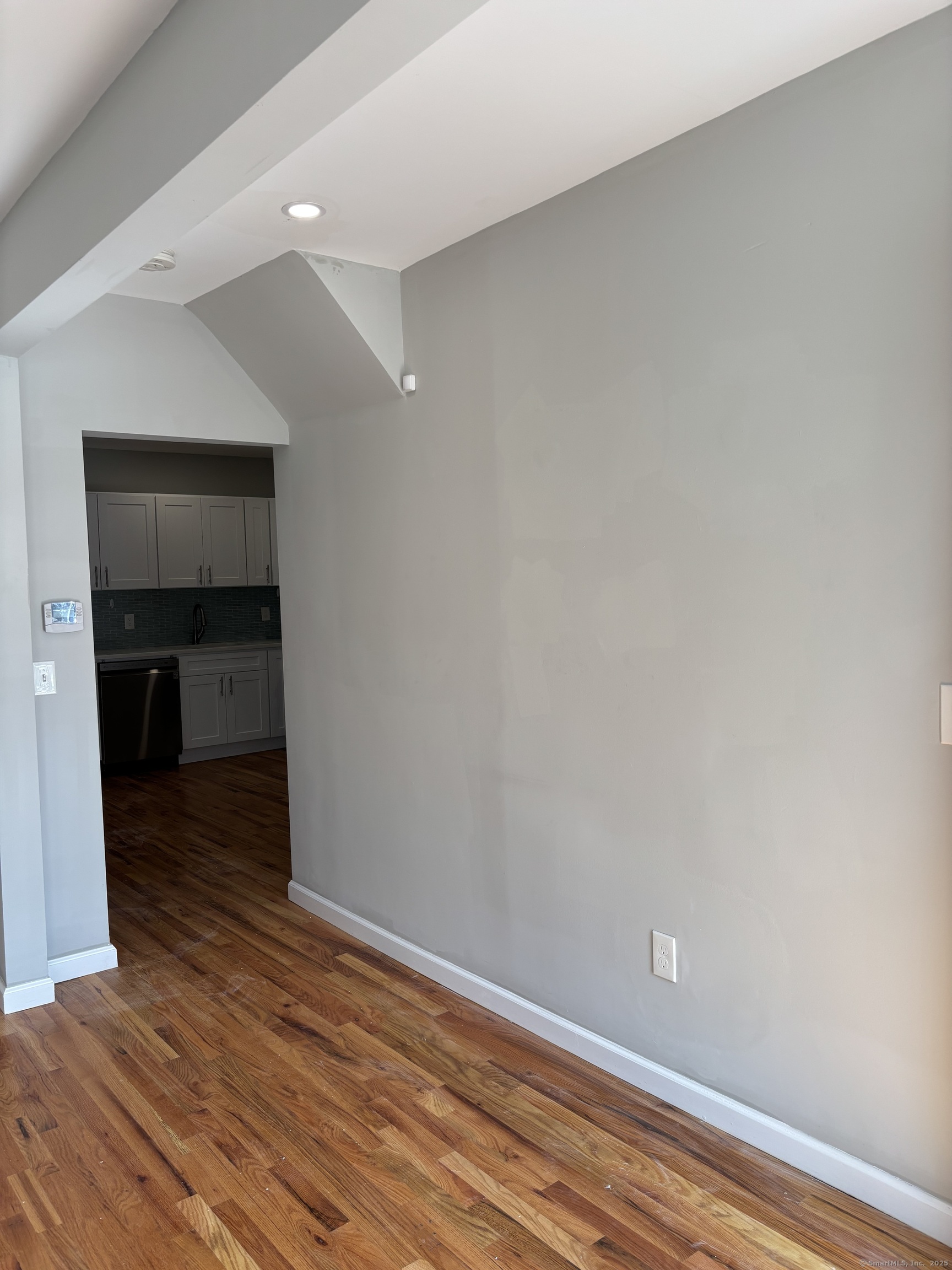 646 Hallett Street Bridgeport CT 06608