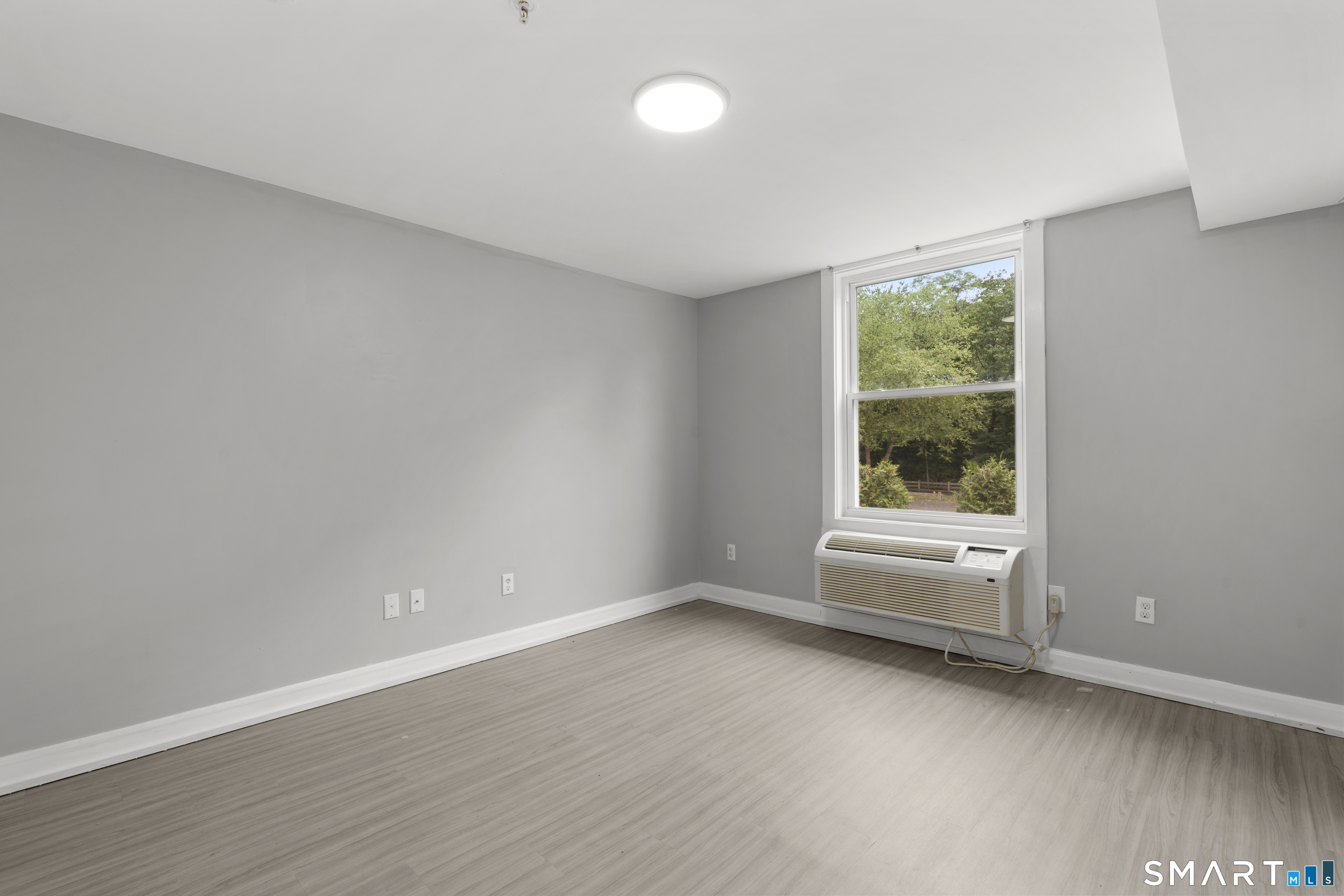 5 Manila Avenue Hamden CT 06514