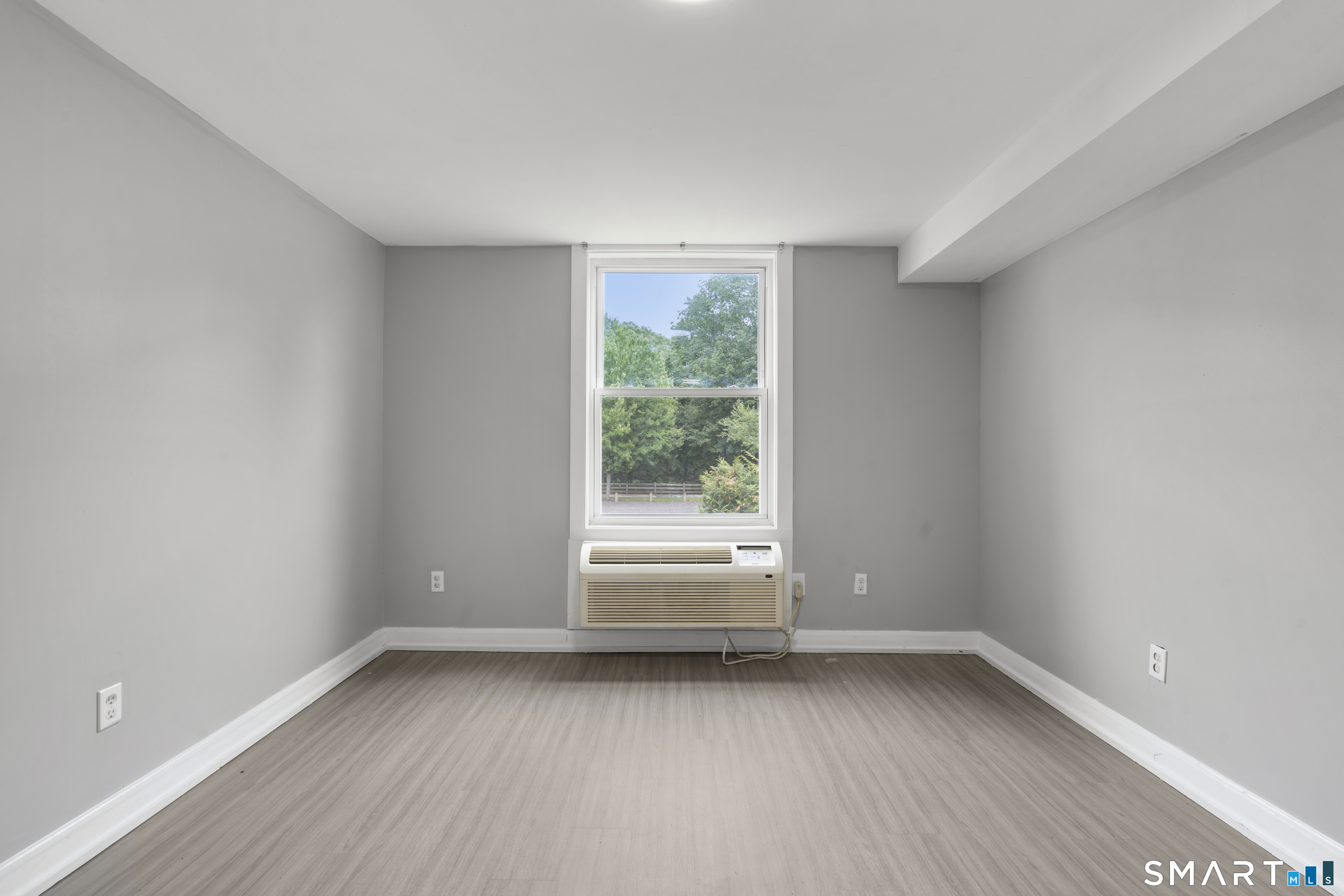 5 Manila Avenue Hamden CT 06514