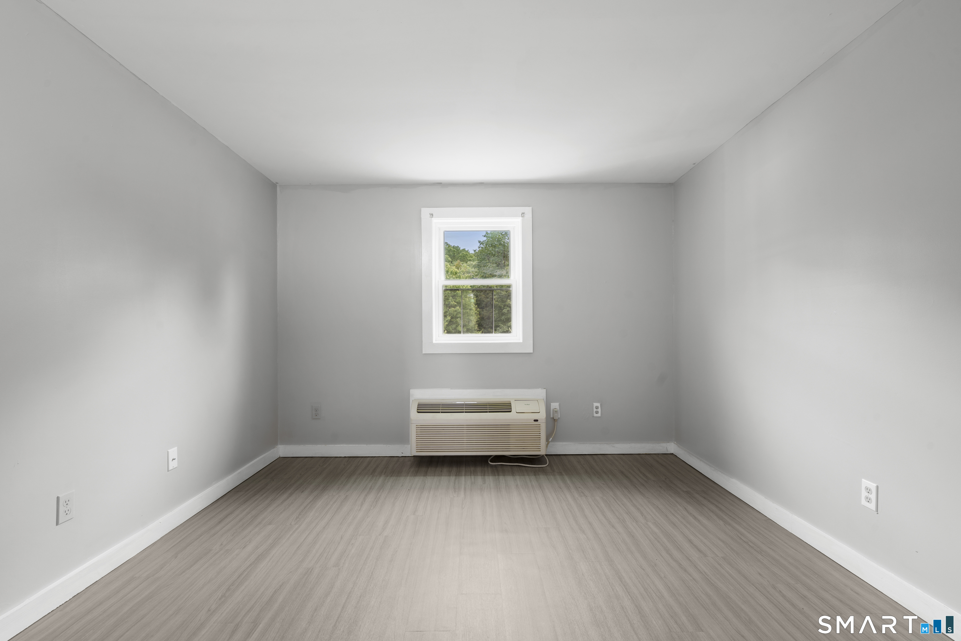 5 Manila Avenue Hamden CT 06514