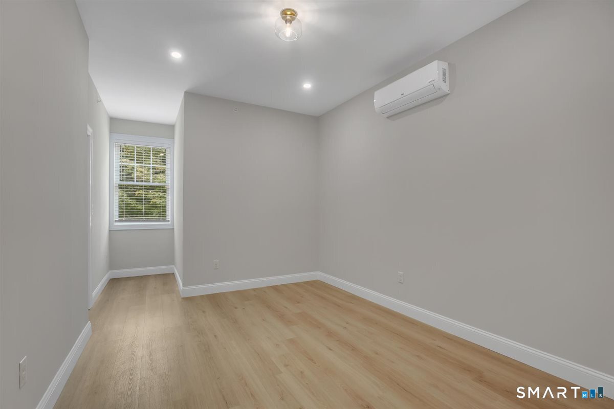 1347 New Haven Road Naugatuck CT 06770