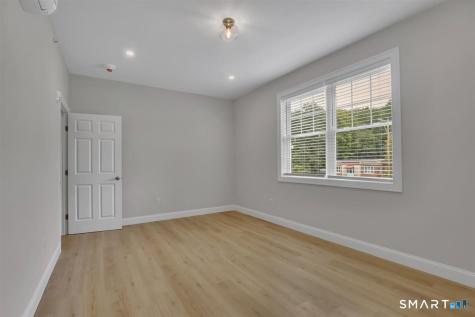 1347 New Haven Road Naugatuck CT 06770