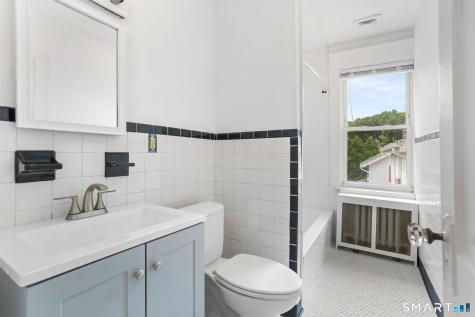 104 Thornton Street Hamden CT 06517