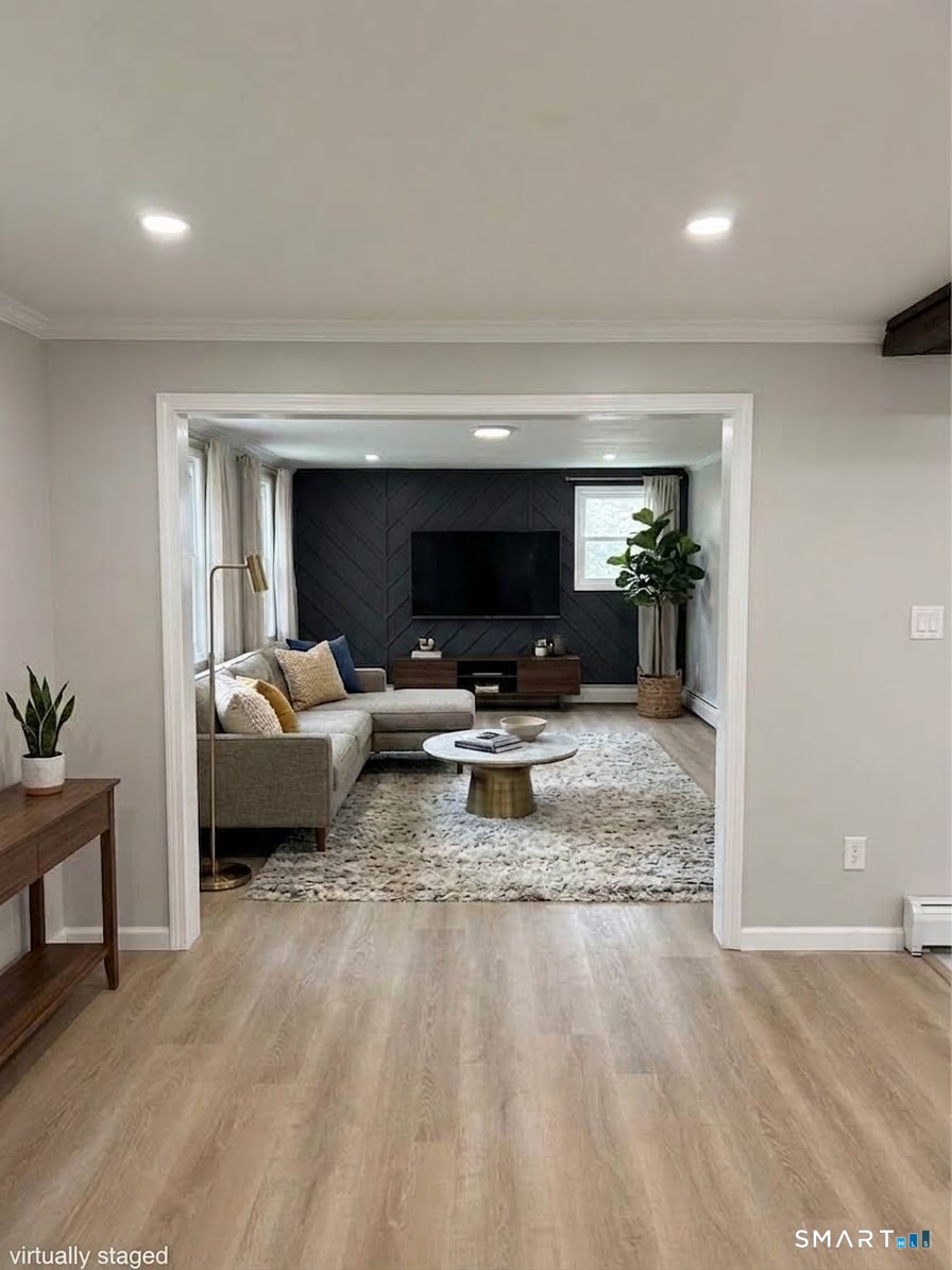 89 Hickory Street Norwich CT 06360