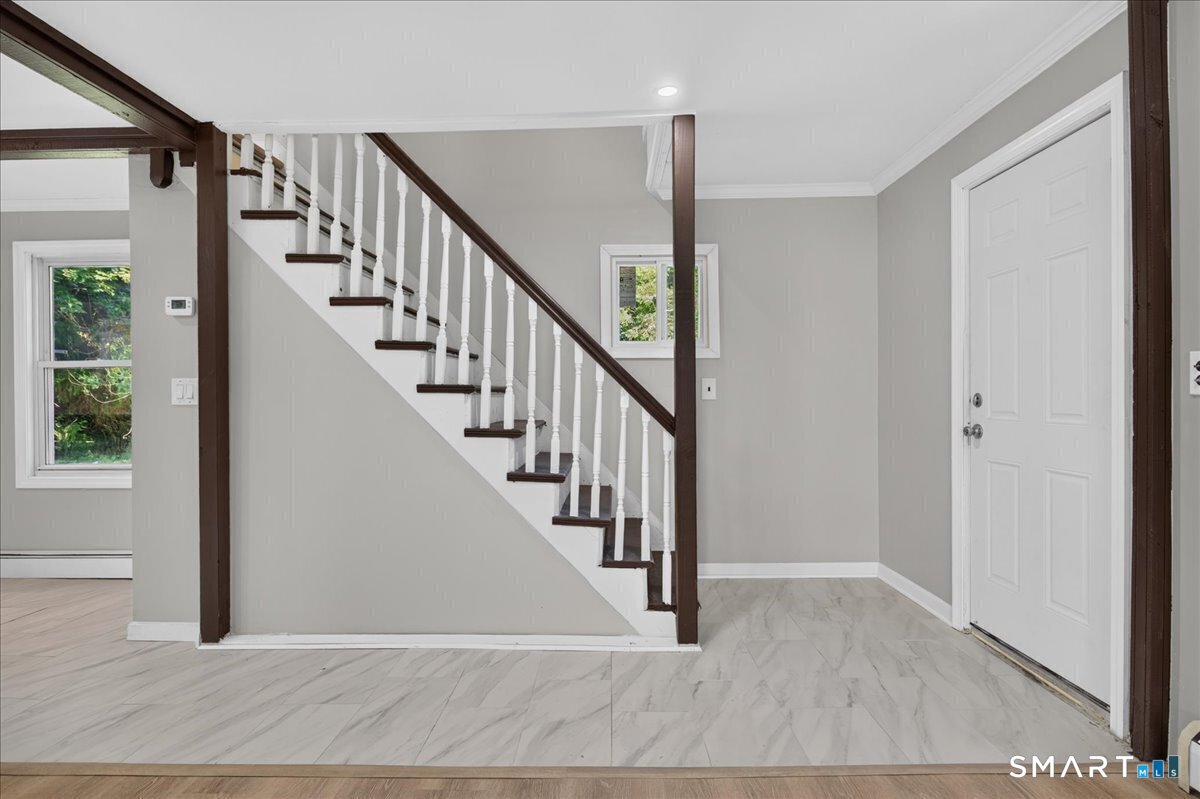 89 Hickory Street Norwich CT 06360