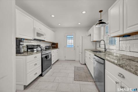 5 Main Drive Brookfield CT 06804