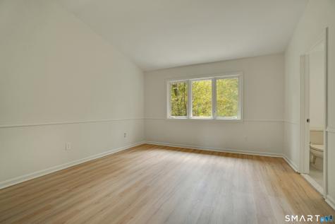 12 Boulevard Drive Danbury CT 06810