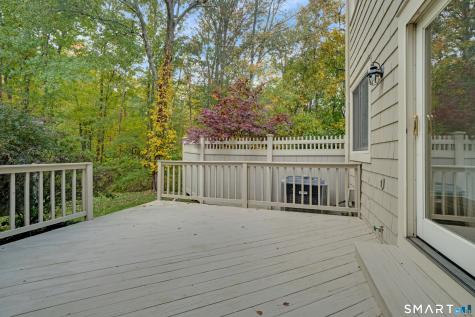 12 Boulevard Drive Danbury CT 06810