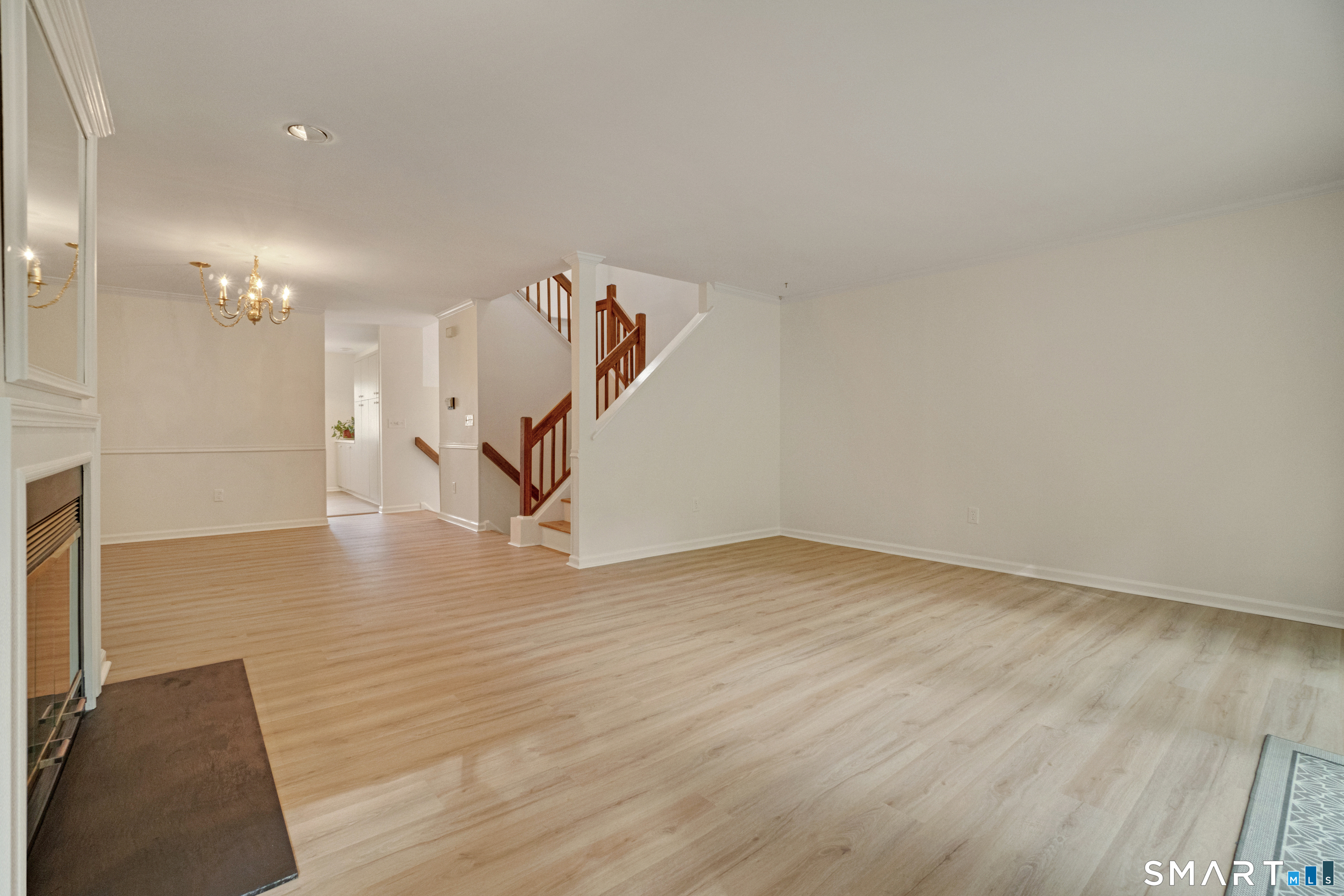 12 Boulevard Drive Danbury CT 06810