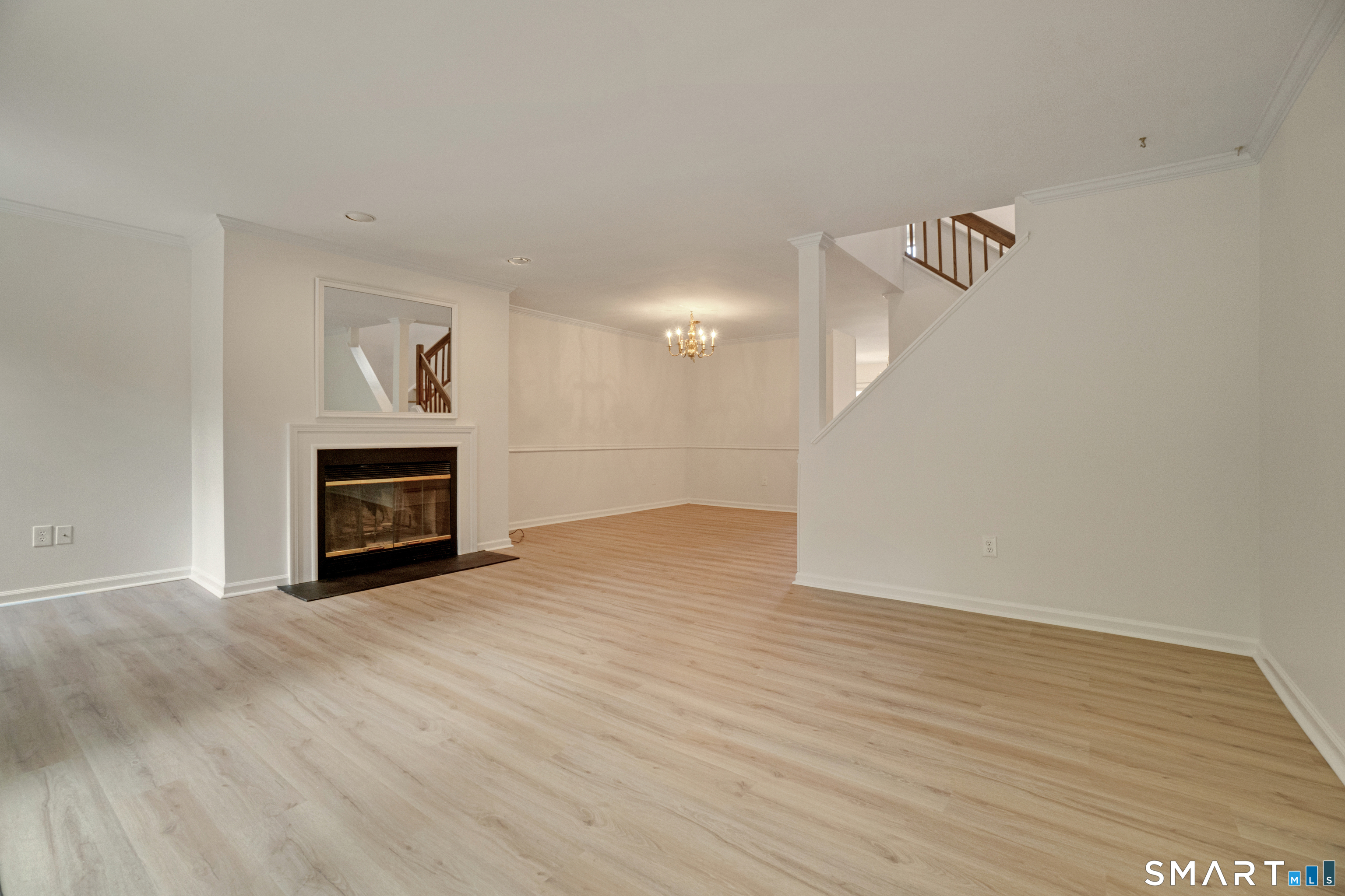 12 Boulevard Drive Danbury CT 06810