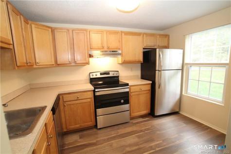 122 Heather Ridge Shelton CT 06484
