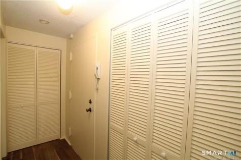 122 Heather Ridge Shelton CT 06484