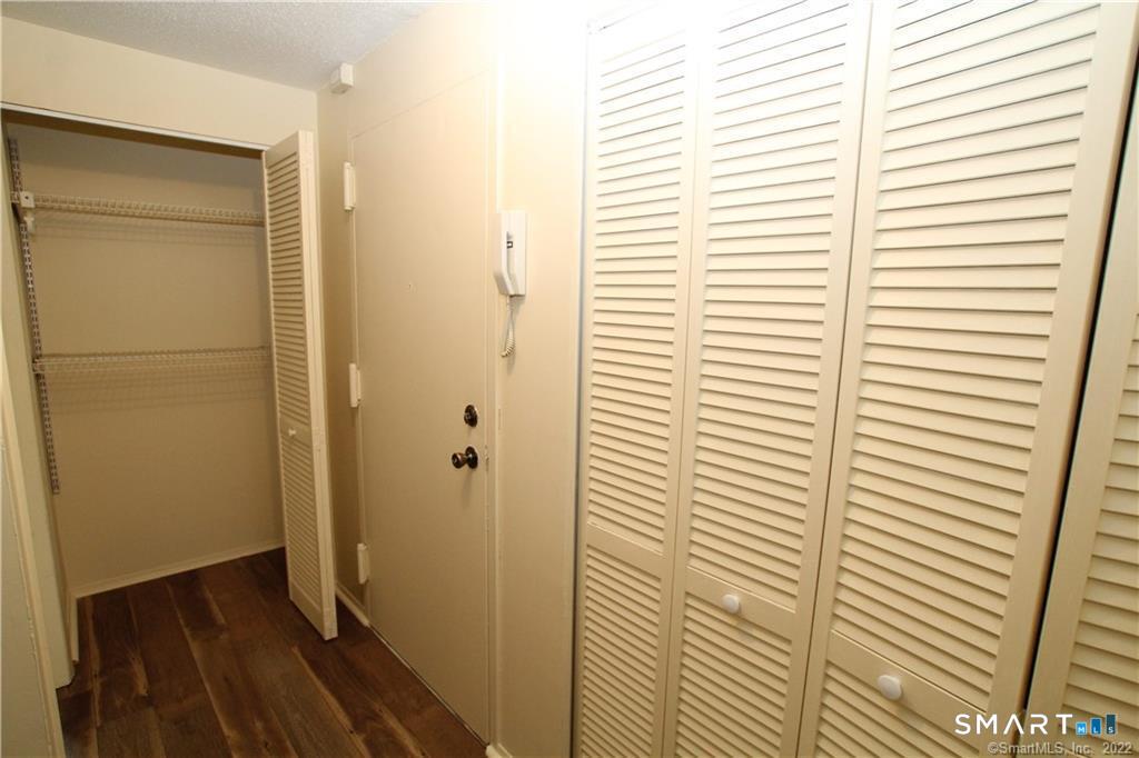 122 Heather Ridge Shelton CT 06484
