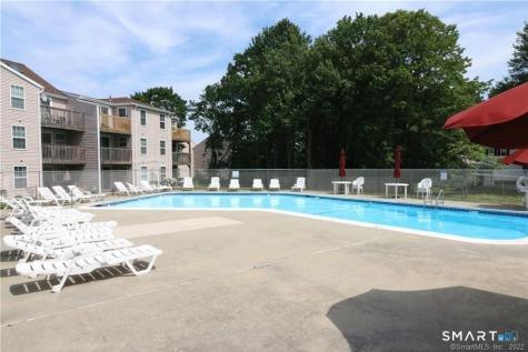 122 Heather Ridge Shelton CT 06484