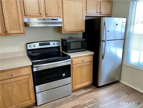 122 Heather Ridge Shelton CT 06484