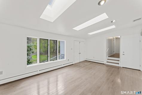 89 Cranbury Drive Trumbull CT 06611