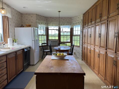 3 Joray Road Sharon CT 06069