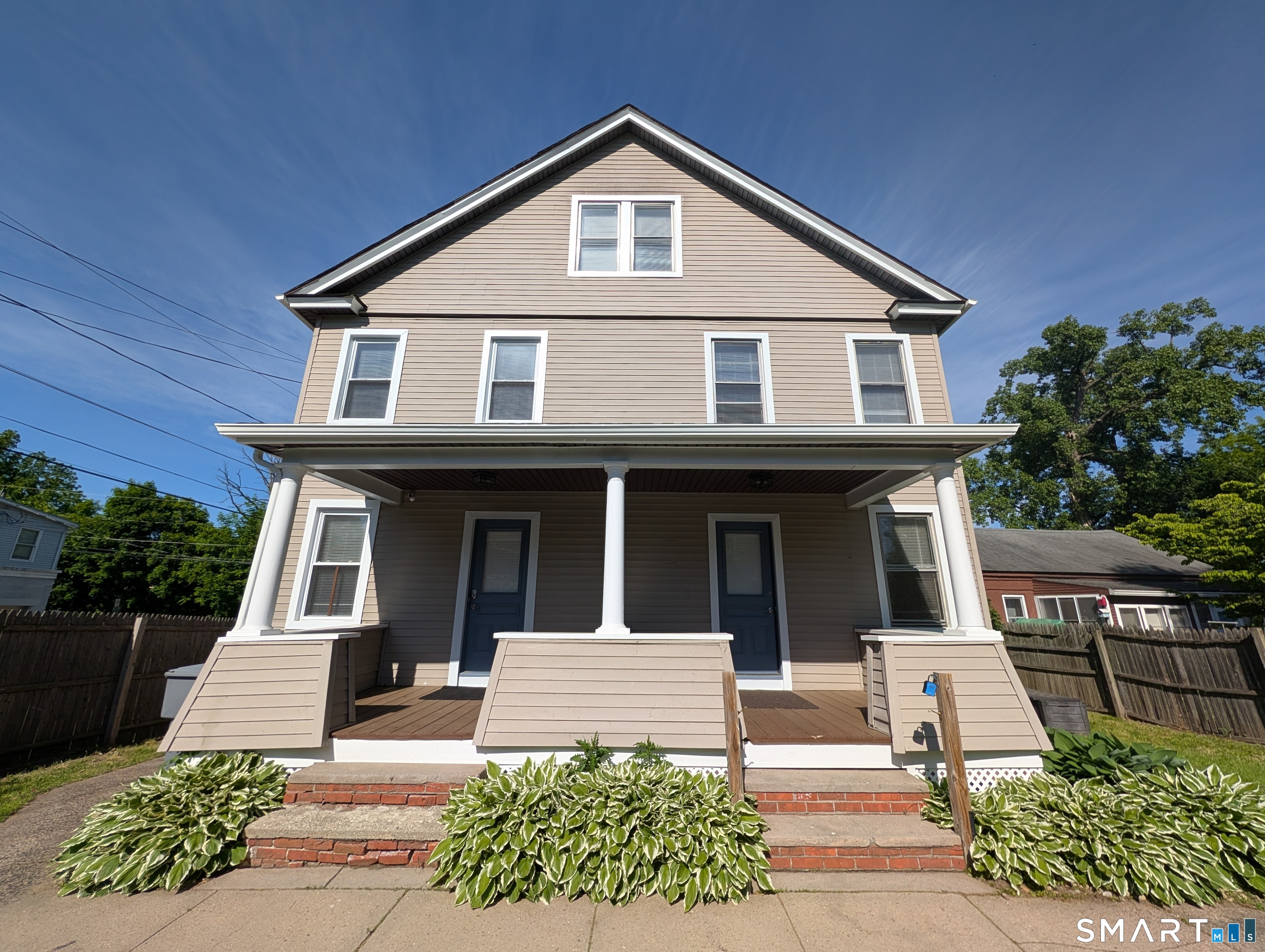 Enfield CT, 24 Thompson Court