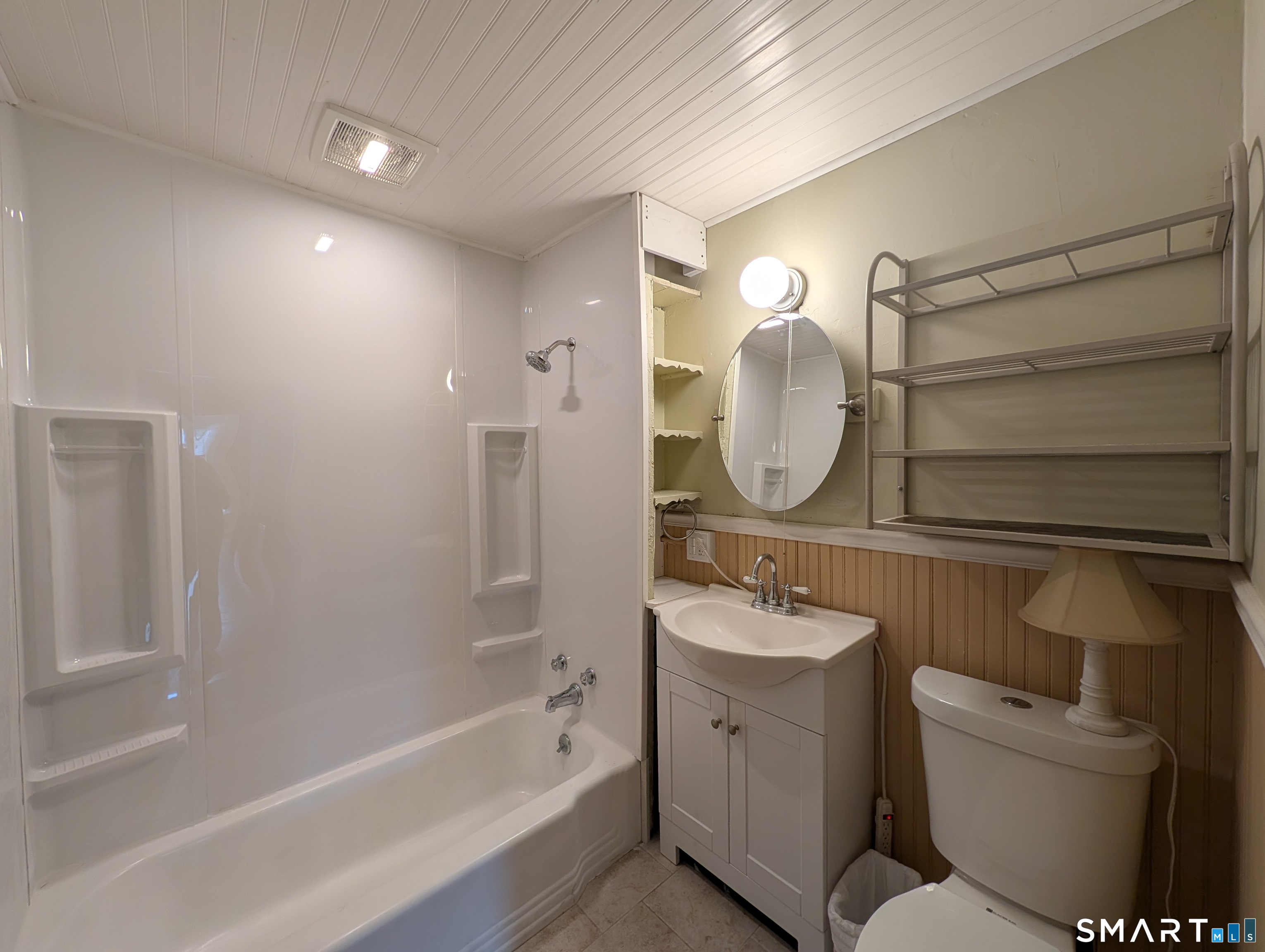 24 Thompson Court Enfield CT 06082