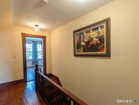 24 Thompson Court Enfield CT 06082