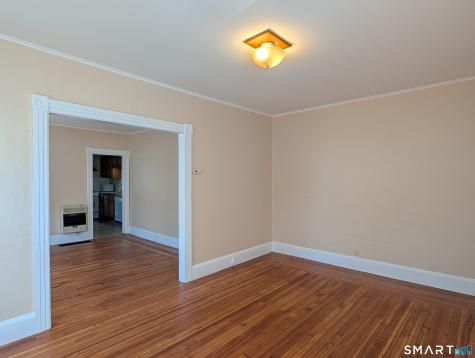 24 Thompson Court Enfield CT 06082