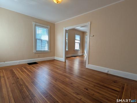 24 Thompson Court Enfield CT 06082