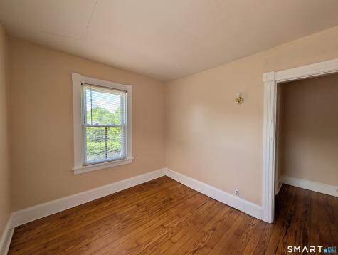 24 Thompson Court Enfield CT 06082