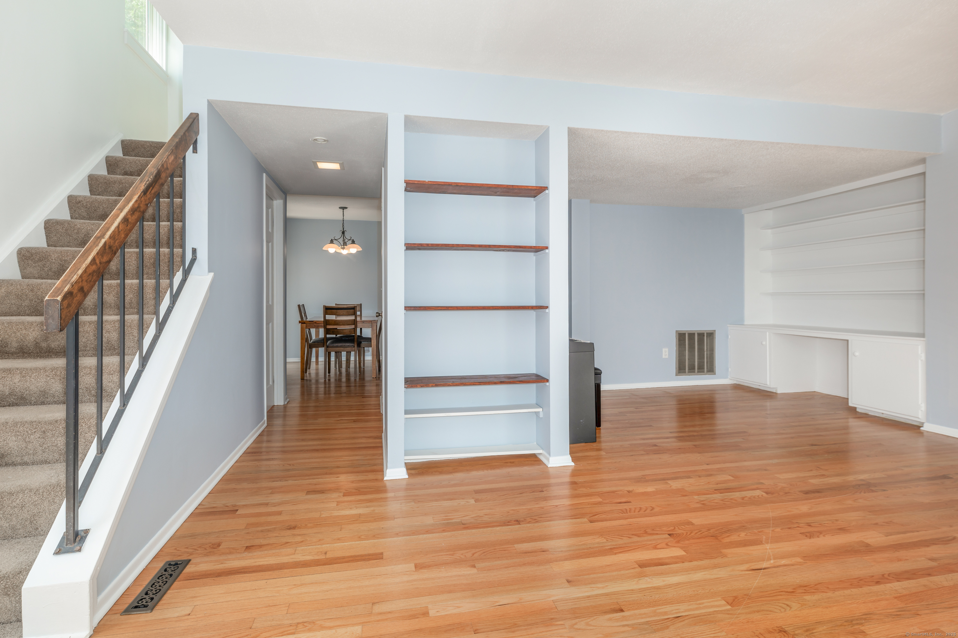20 Peddlars Drive Branford CT 06405