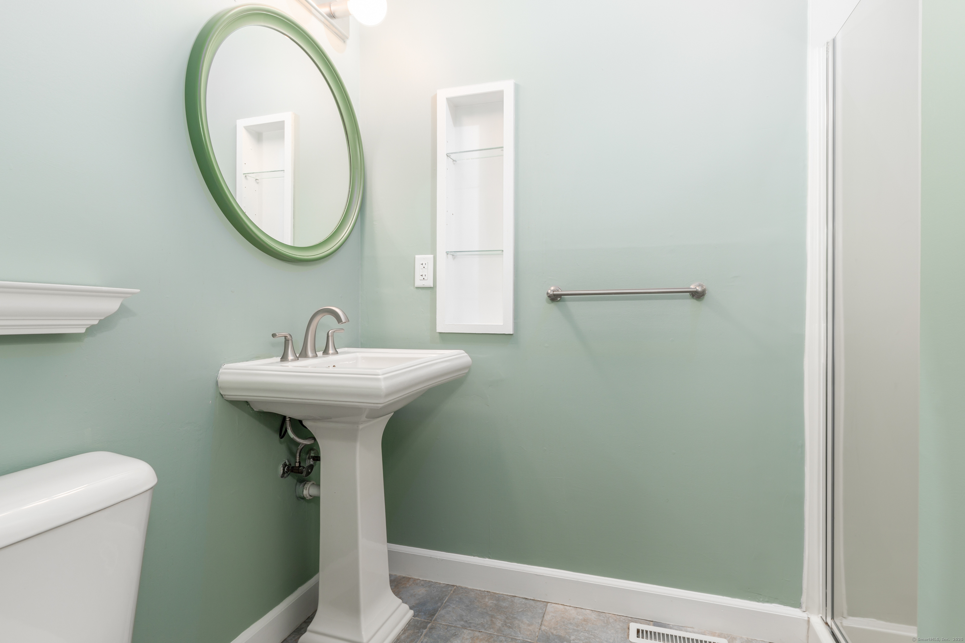 20 Peddlars Drive Branford CT 06405
