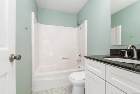 20 Peddlars Drive Branford CT 06405