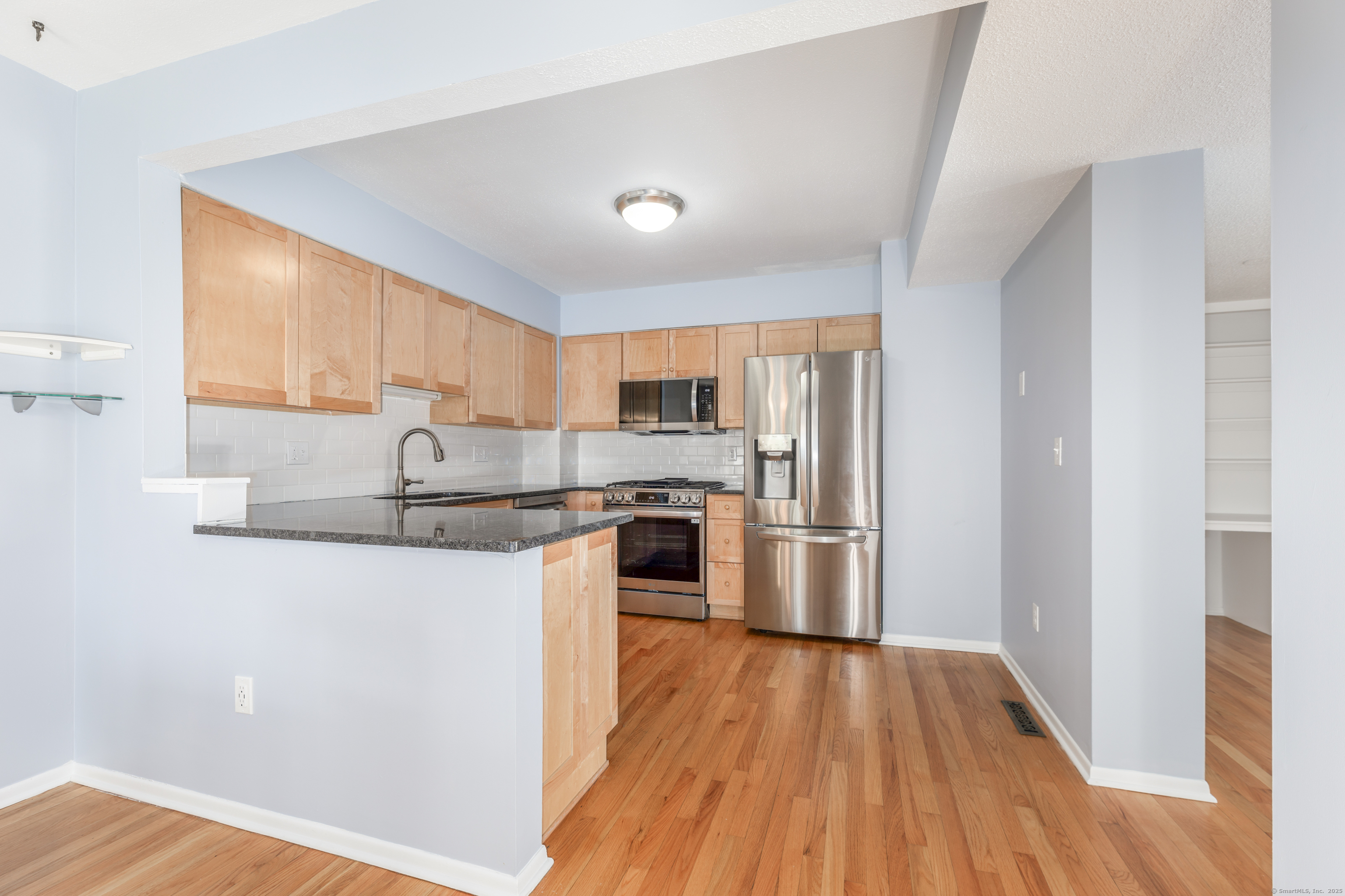 20 Peddlars Drive Branford CT 06405