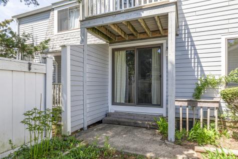 20 Peddlars Drive Branford CT 06405