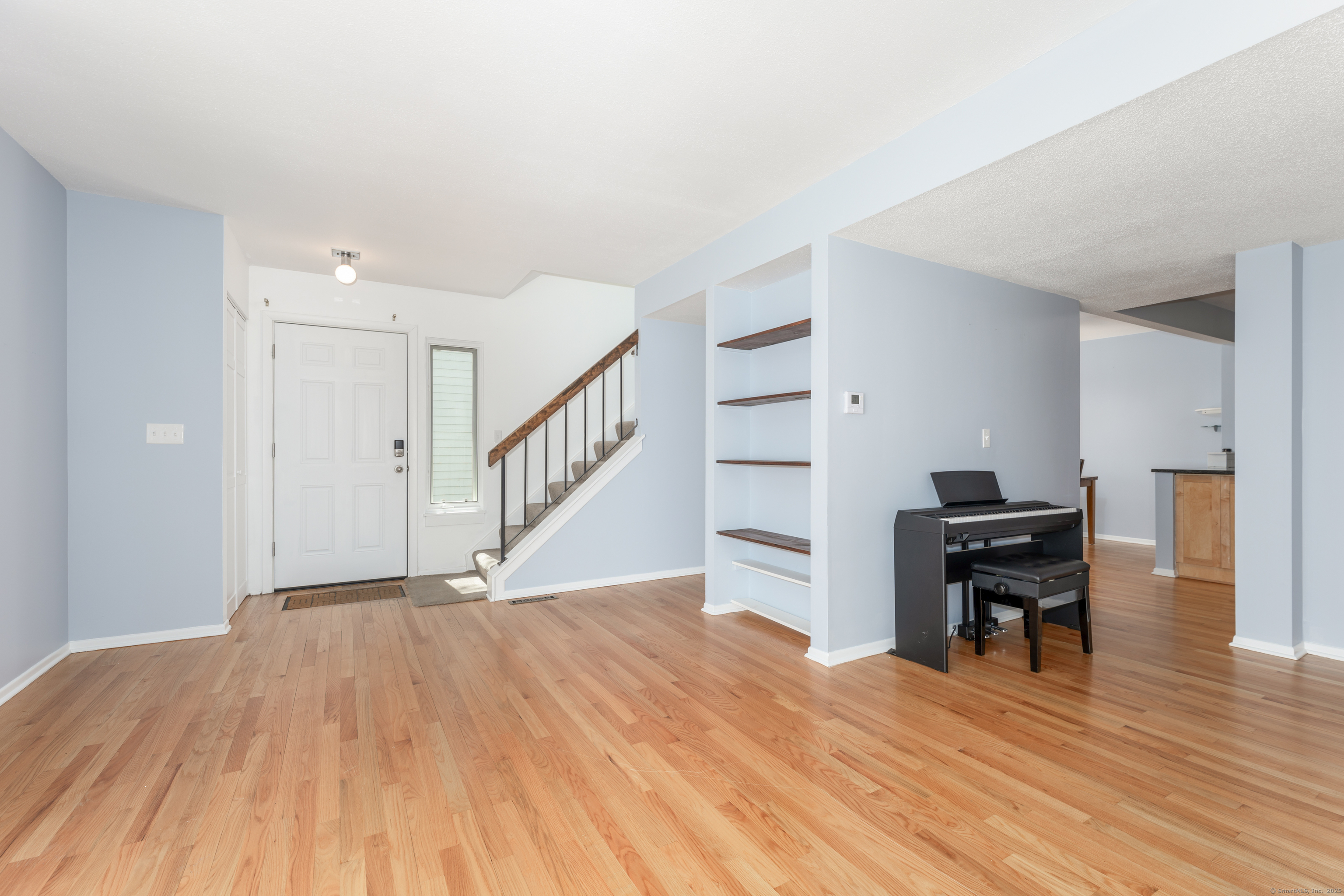 20 Peddlars Drive Branford CT 06405