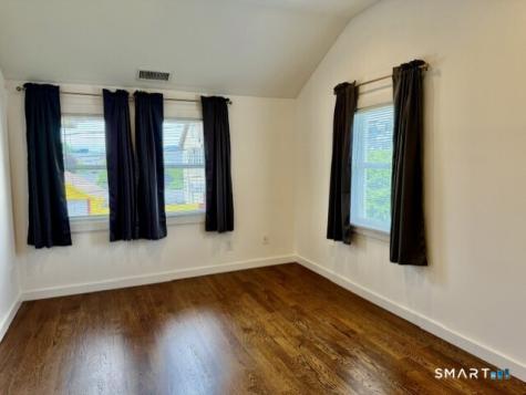 10 Wells Avenue Stamford CT 06902
