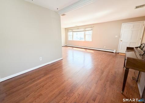 732 Tunxis Hill Road Fairfield CT 06824