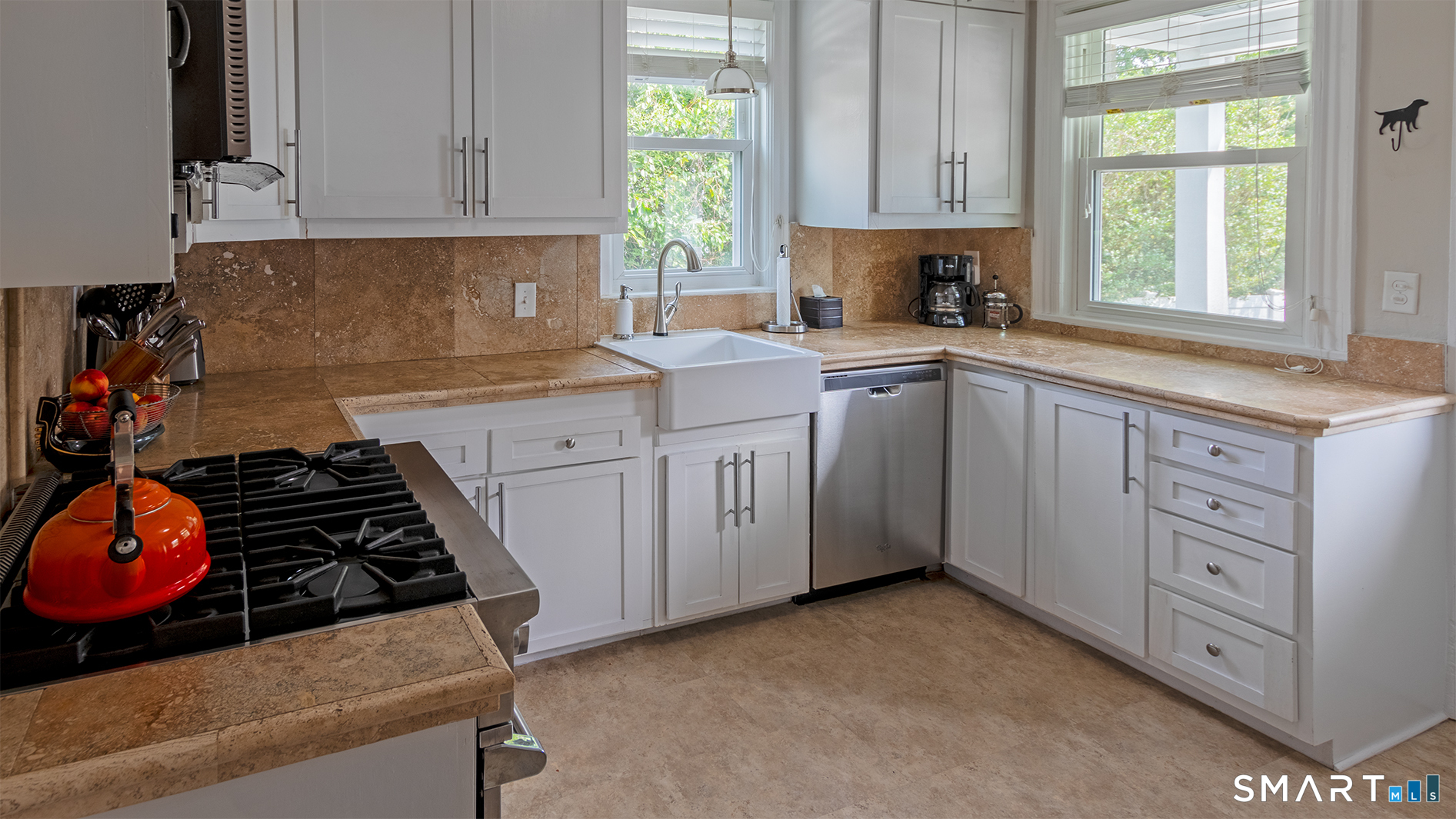 223 West Avenue Darien CT 06820