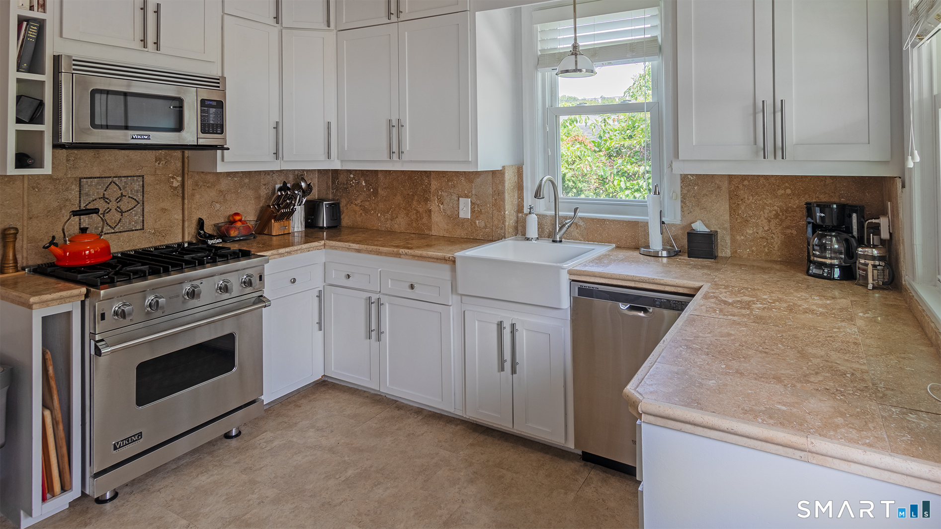 223 West Avenue Darien CT 06820