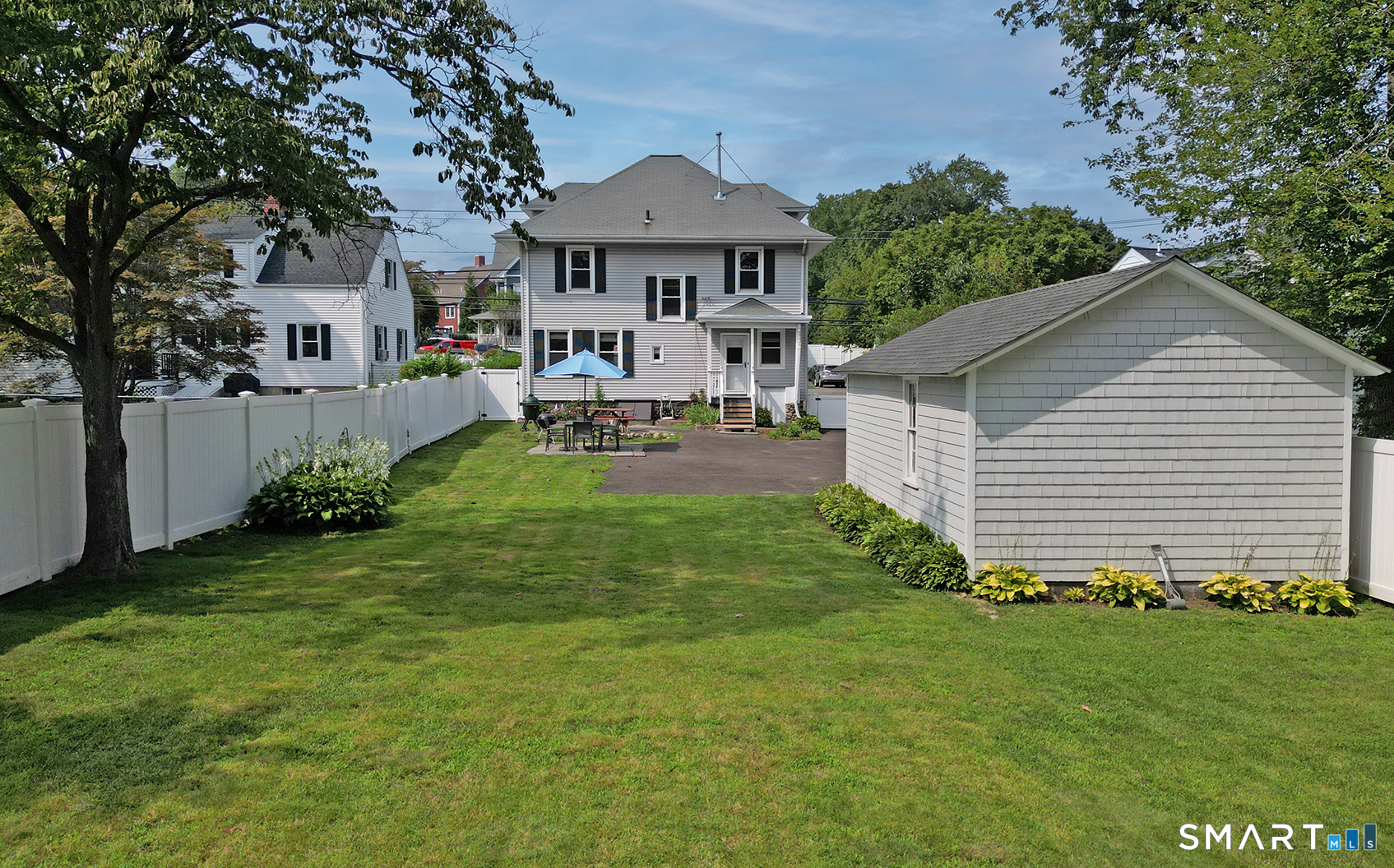 223 West Avenue Darien CT 06820